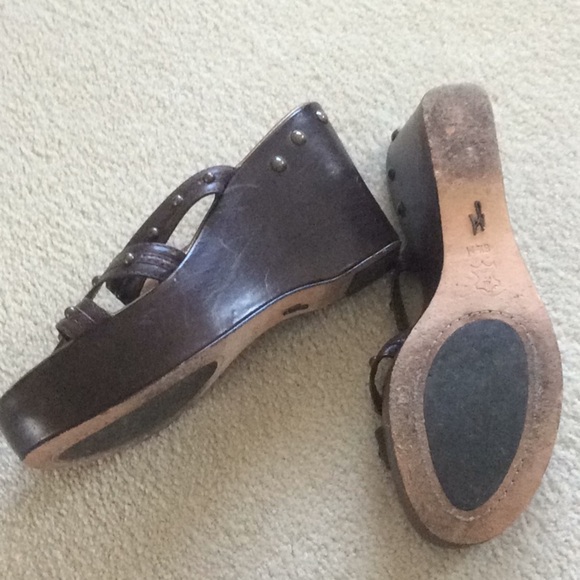 J Vincent Y2K  brown platforms genuine leather 8.5 gold rivets - Picture 3 of 4